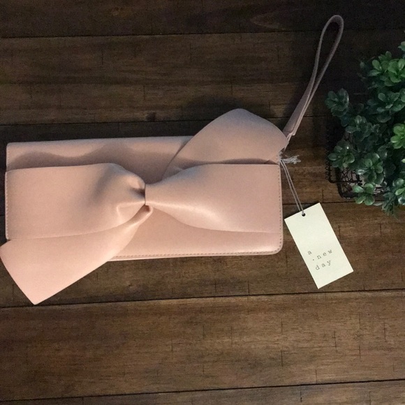 NWT A New Day Blush Bow Clutch/Wristlet - Picture 2 of 5